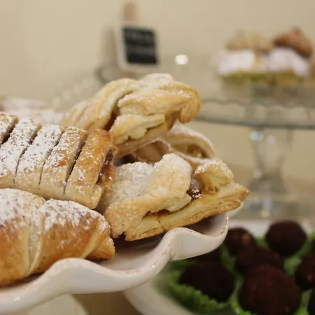 Sece - Luxury Frühstückspension 3*